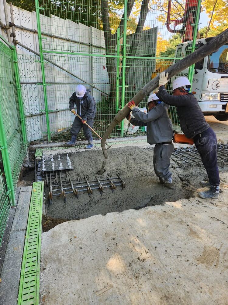 되메우기와 다짐까지 마친 맹암거 시공 완료 구간